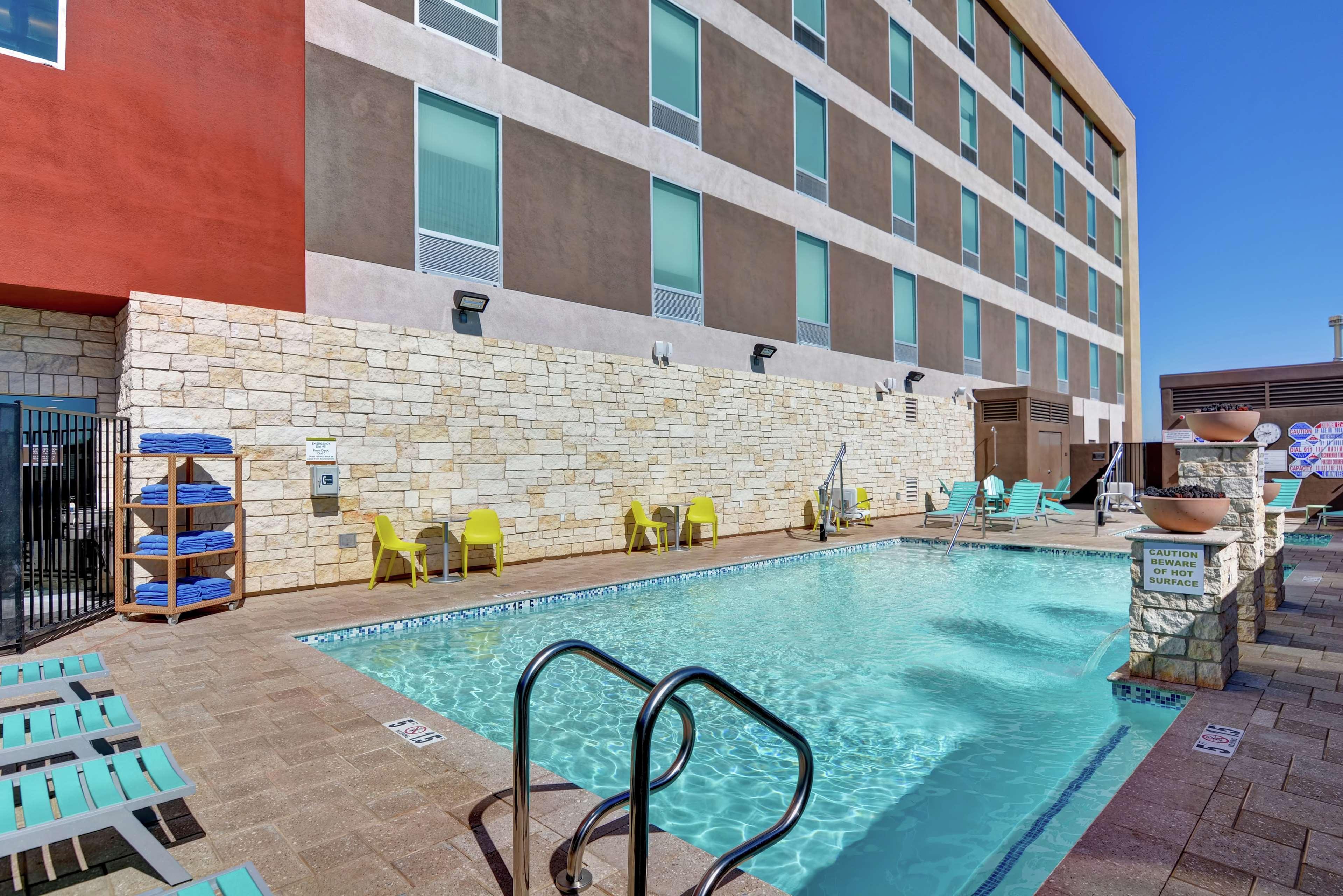 Home2 Suites By Hilton Las Vegas Strip South Екстериор снимка